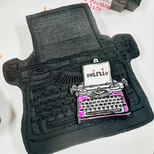 Maxi Moon | Typewriter | Foam Stamp