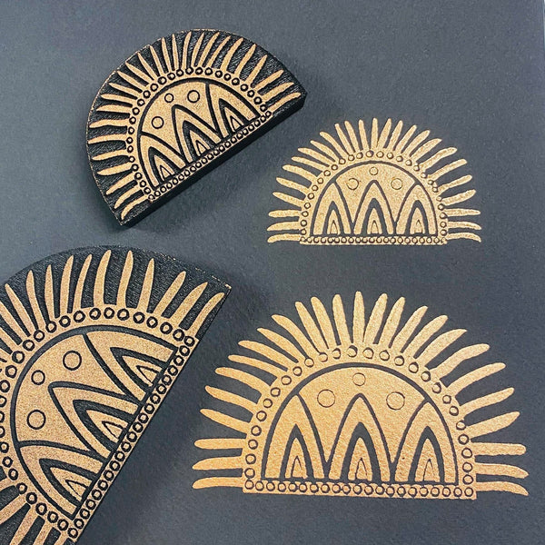 Emmie Roelofse | Tribal Arch | Foam Stamp