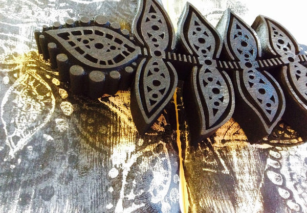 Balzer Designs | Floral Stem | Foam Stamp