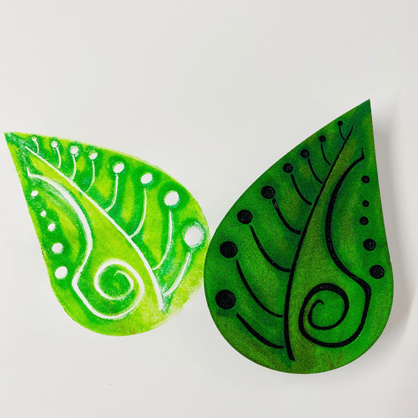 Emmie Roelofse | Swirly Leaf | Foam Stamp